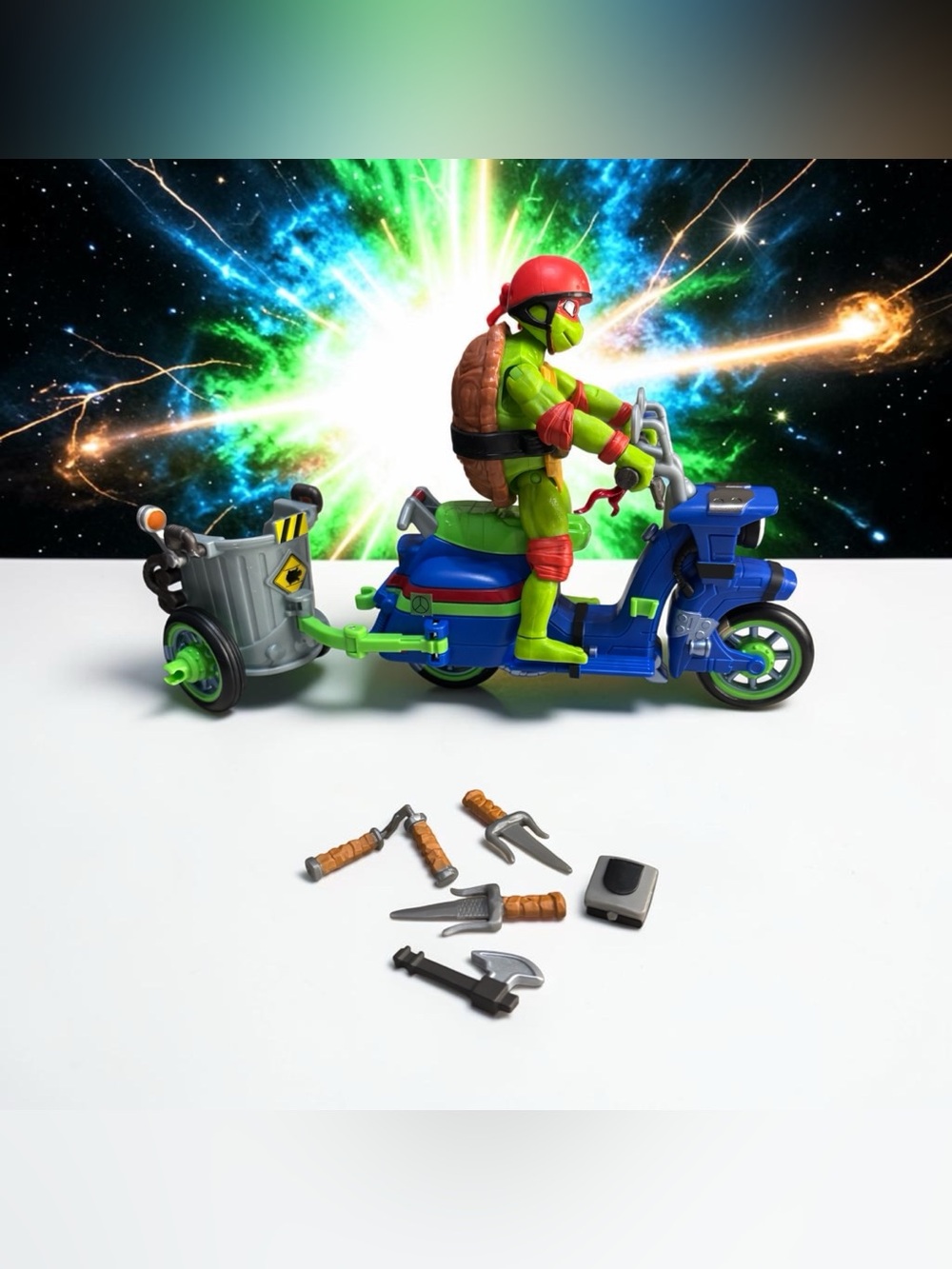 Teenage Mutant Ninja Turtles Mayhem Battle Cycle Helmeted Raphael Action Figure